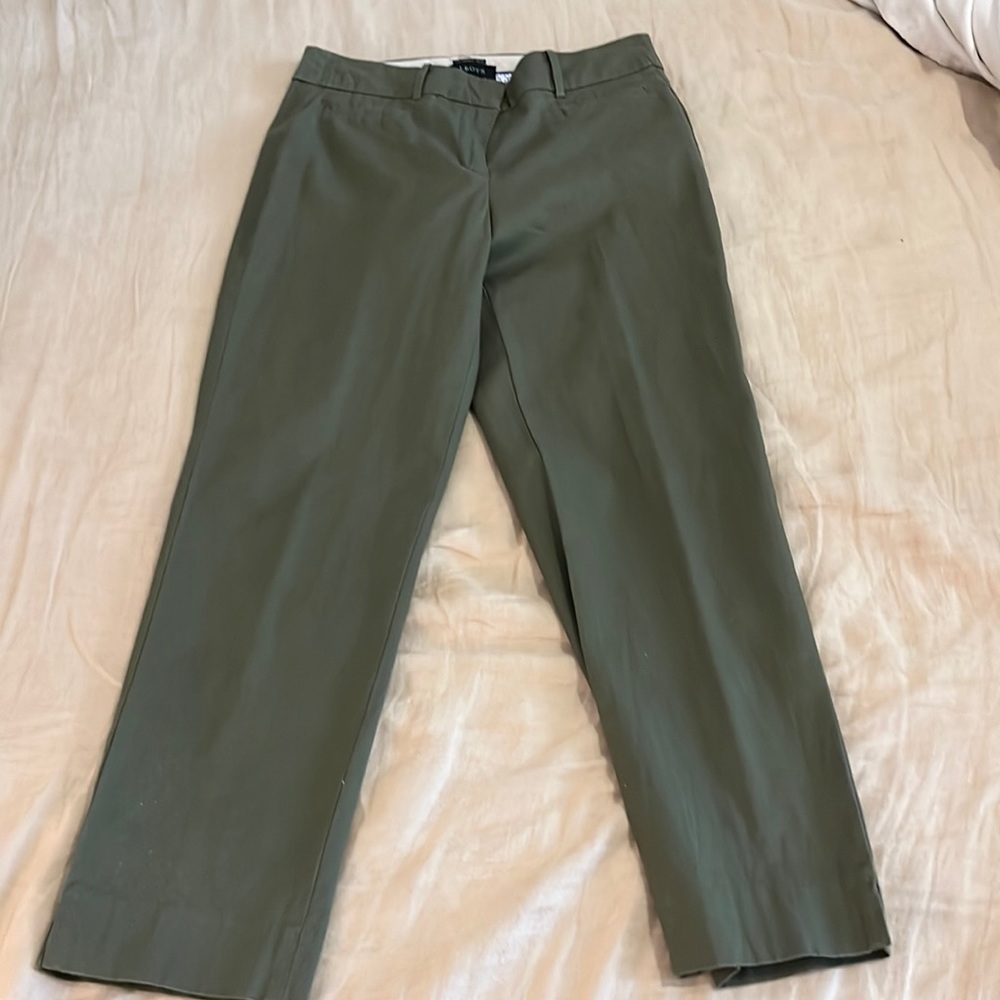 Talbots “The Perfect Crop” pants. Size 2.  Excellent condition.